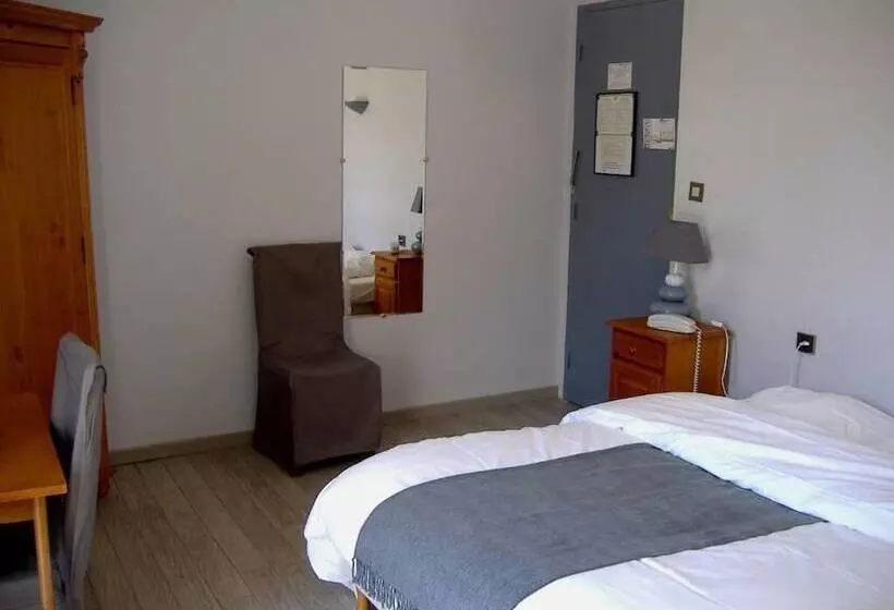 Hotelli Auberge De L Escargot D Or