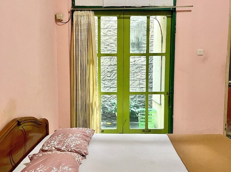 Hotel Tirtonadi Permai