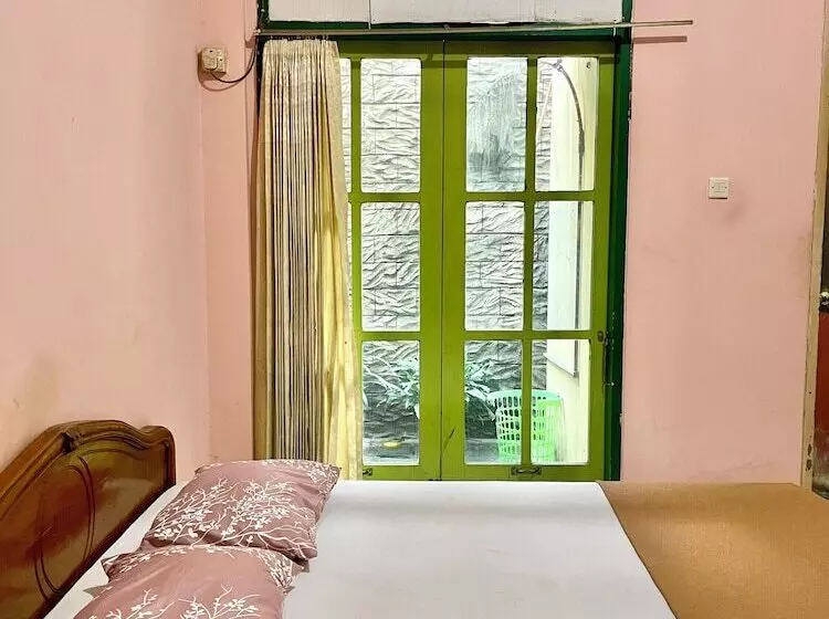 Hotel Tirtonadi Permai