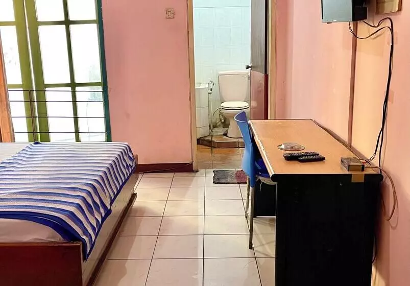 Hotel Tirtonadi Permai