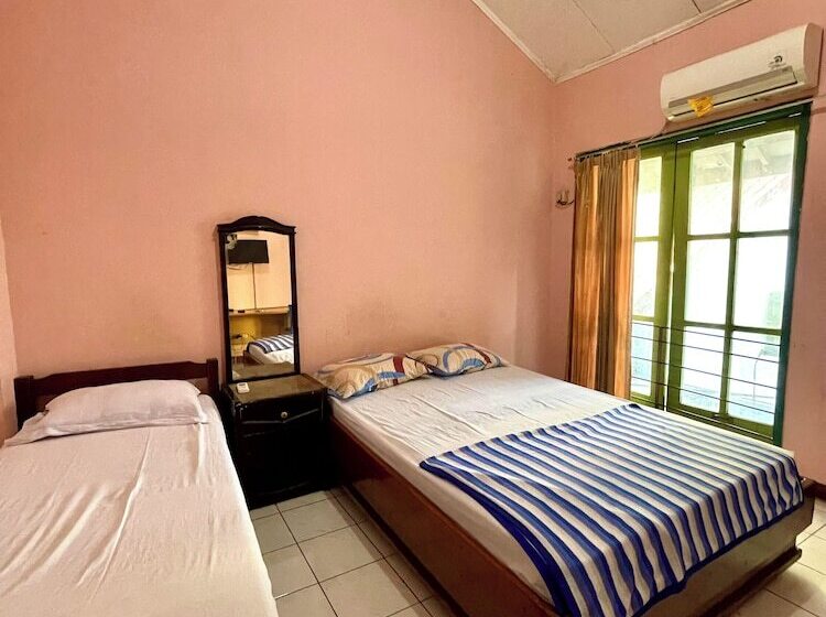 Hotel Tirtonadi Permai