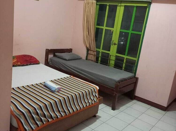 Hotel Tirtonadi Permai