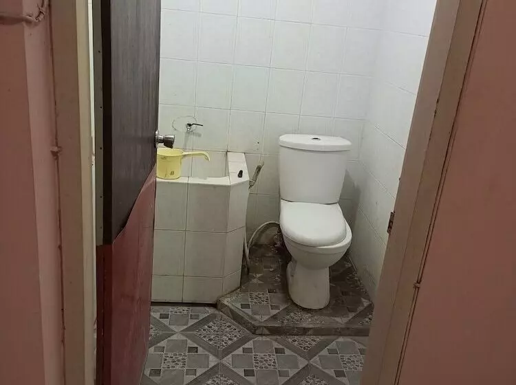 Hotel Tirtonadi Permai