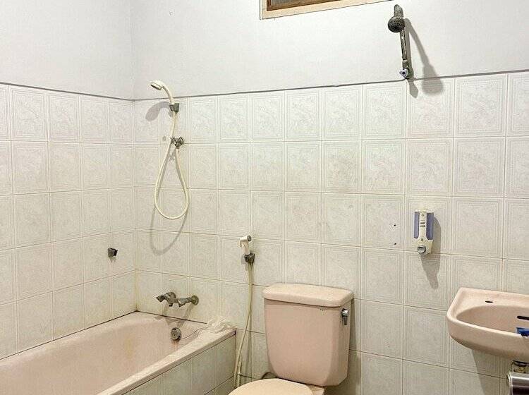 Hotel Tirtonadi Permai