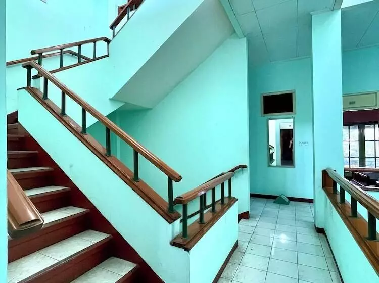 Hotel Tirtonadi Permai