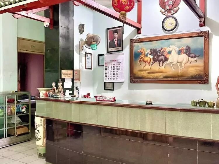 Hotel Tirtonadi Permai