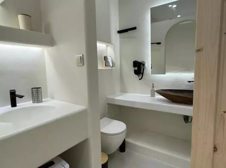 هتل White Sand Jacuzzi Suite