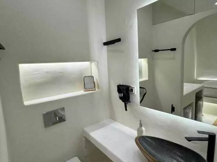 هتل White Sand Jacuzzi Suite