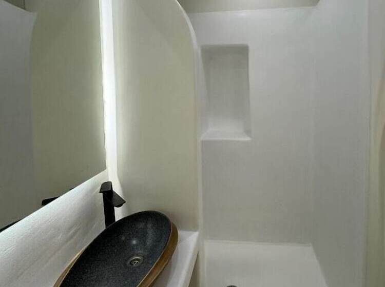 هتل White Sand Jacuzzi Suite