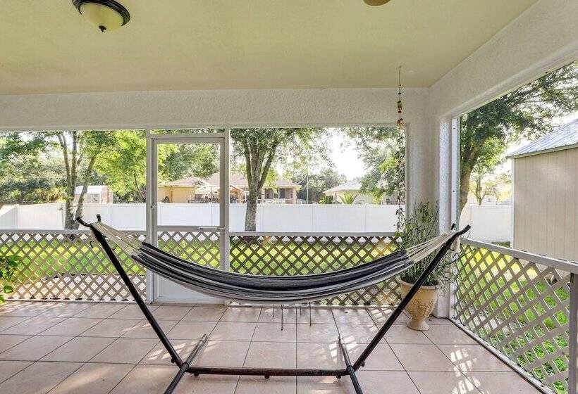 3 Mi To Aquatic Center: Family Home In North Port!