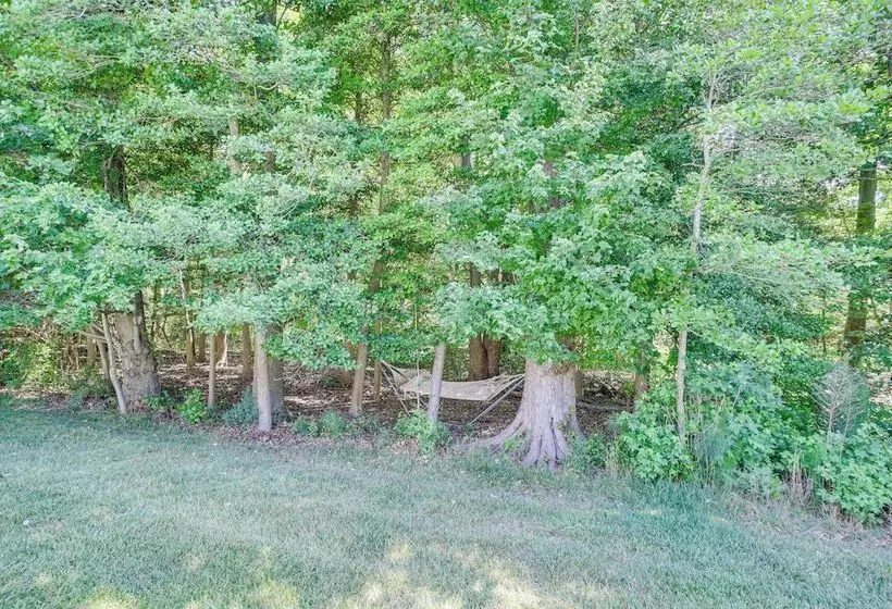 Ocean View Home: Deck, Hot Tub & Resort Amenities!