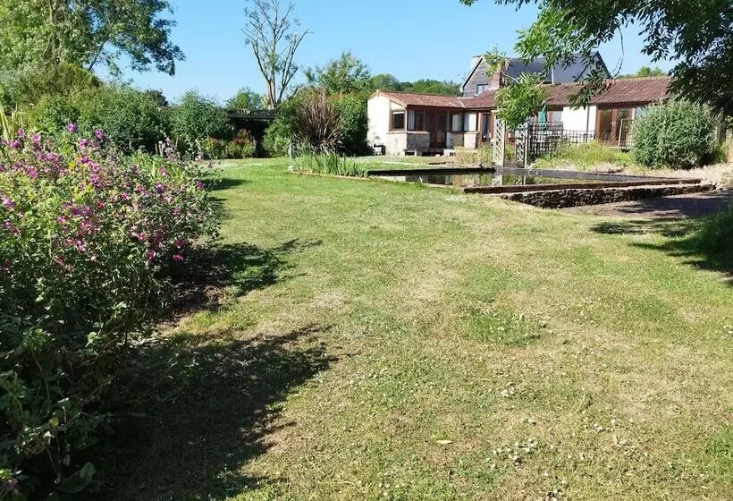 Peaceful And Stylish Cottage Near Taunton Somerset