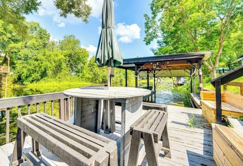 Spacious Tavares Home W/ Private Outdoor Oasis!