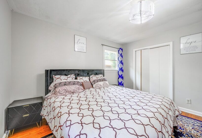 Warner Robins Home W/ Yard: 2 Mi To Air Force Base