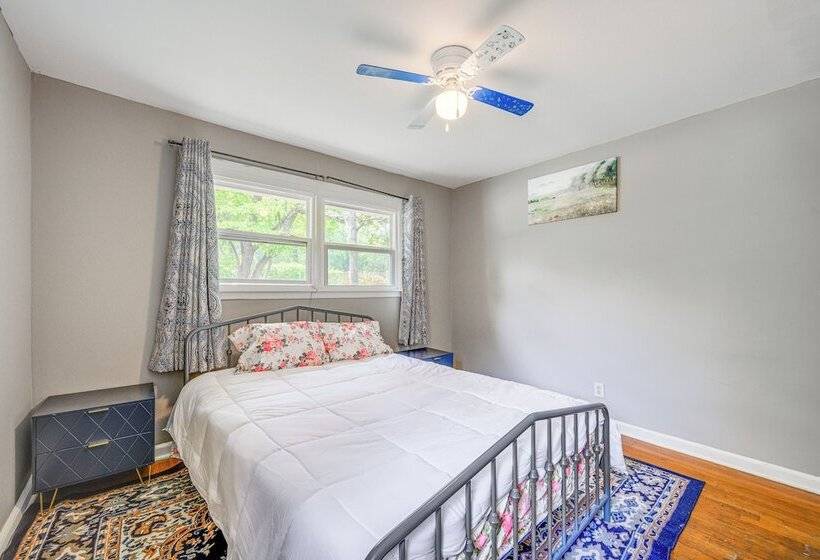 Warner Robins Home W/ Yard: 2 Mi To Air Force Base