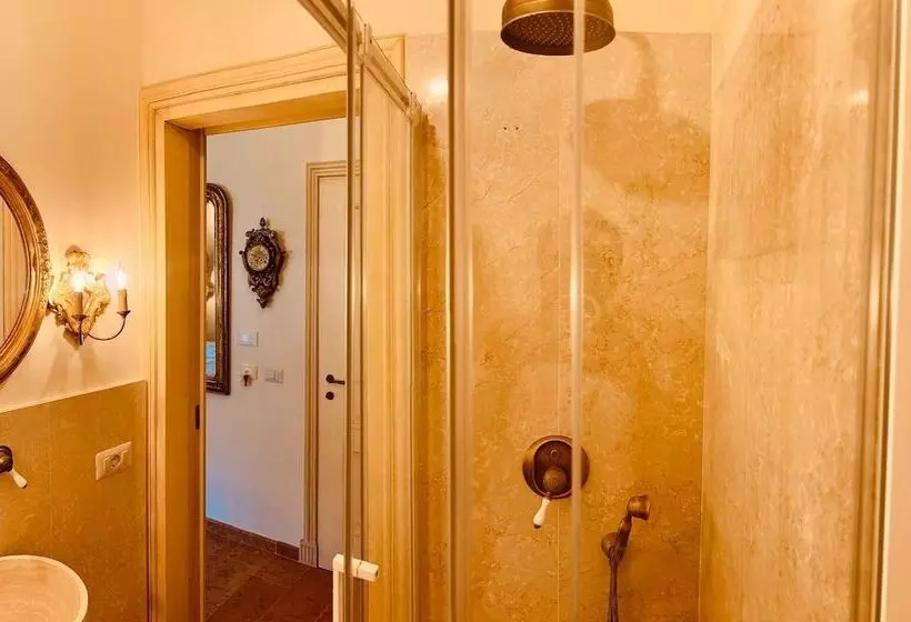 Aamiaismajoitus (B&B) La Casa Di Agartha