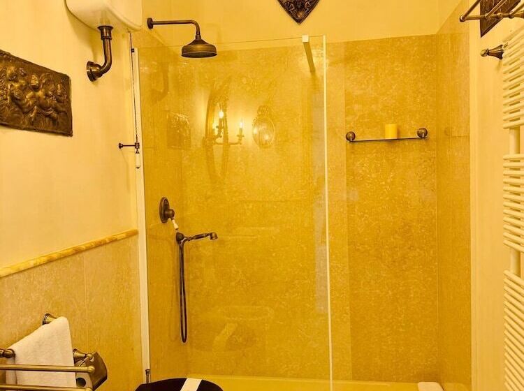 مبيت وإفطار La Casa Di Agartha