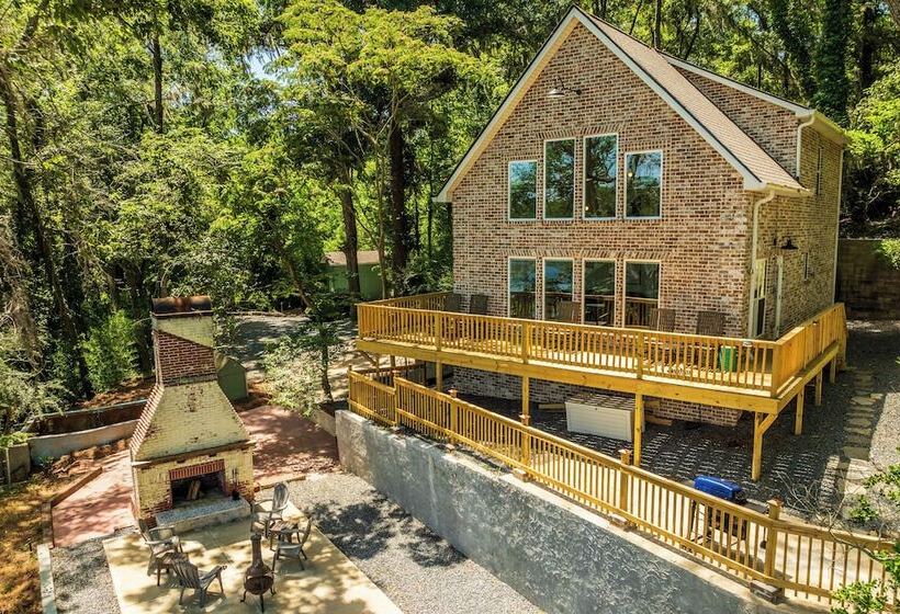 Brand New Perry House W/ Kayaks & Lake Access