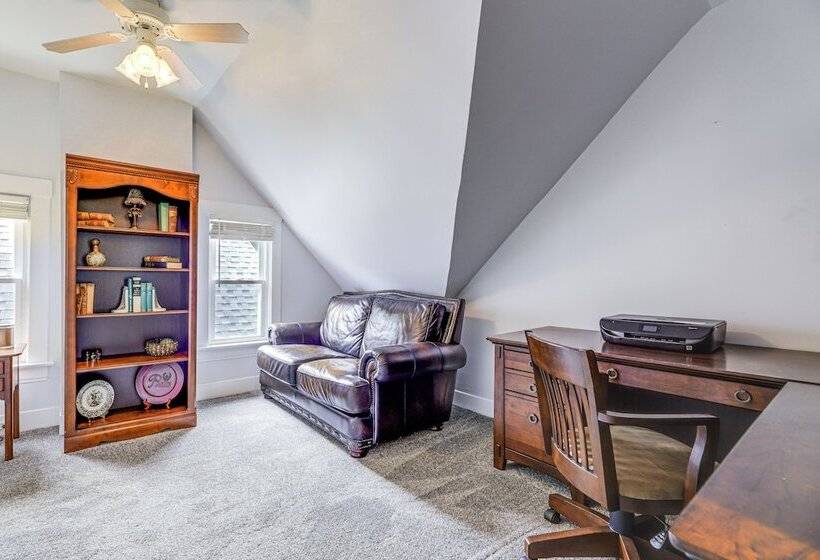 Covington Home W/ Patio 3 Mi To Cincinnati!