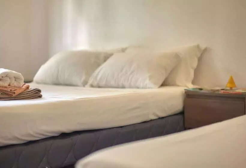 ホテル La Voile Bleue