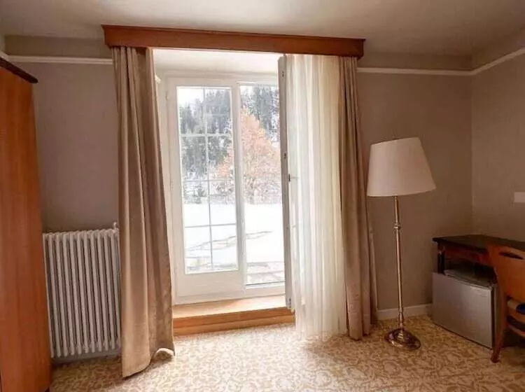 هتل Scuol Palace Spa & Culture