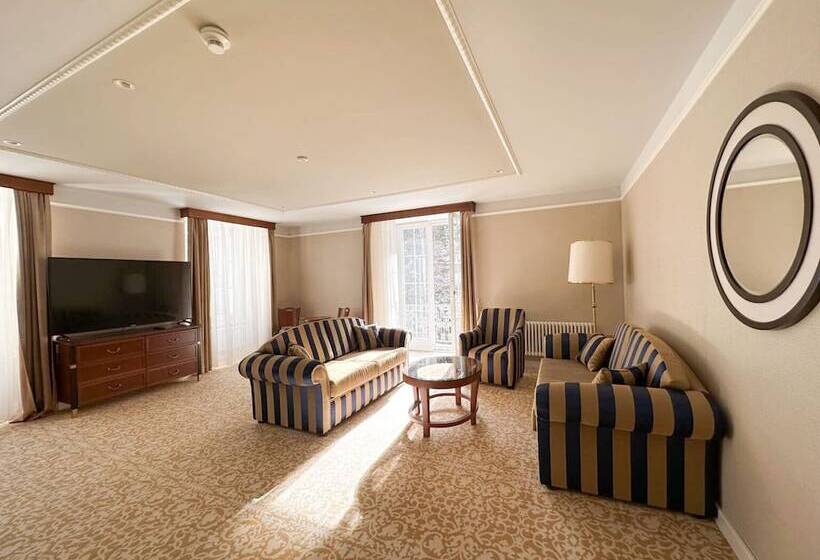 בית מלון כפרי Scuol Palace Spa & Culture