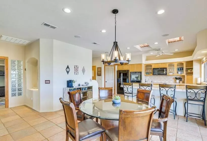 Lake Havasu City Gem: Pool & Hot Tub, Near Boating