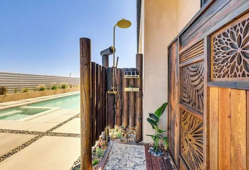 ~ 10 Mi To Joshua Tree: Luxe Yucca Valley Home