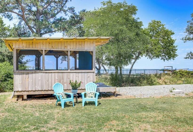 Maryland Retreat: Walk To Bay, Beach & Boat Ramp!