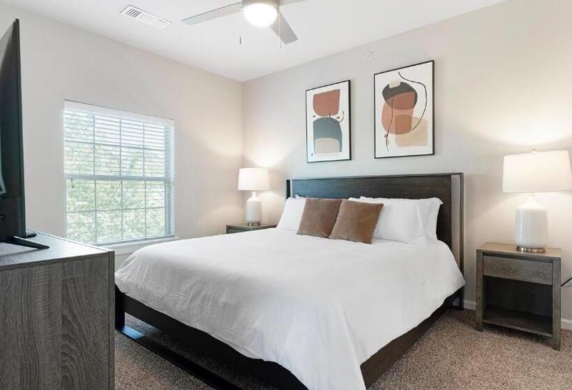 Mission Hill By  Landing