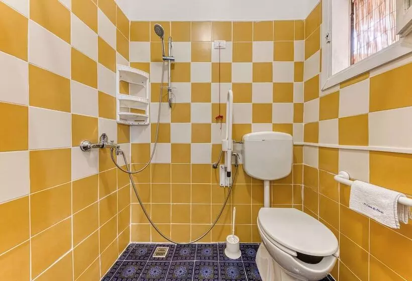 ペンション Room In Guest Room Studio Apartment Mono Glicine With Private Garden
