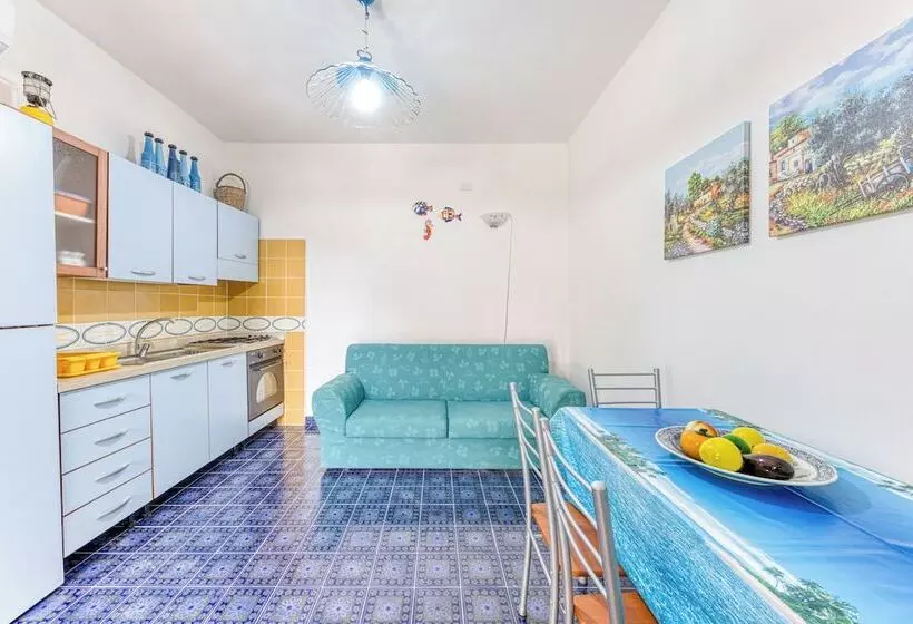 ペンション Room In Guest Room Studio Apartment Mono Glicine With Private Garden