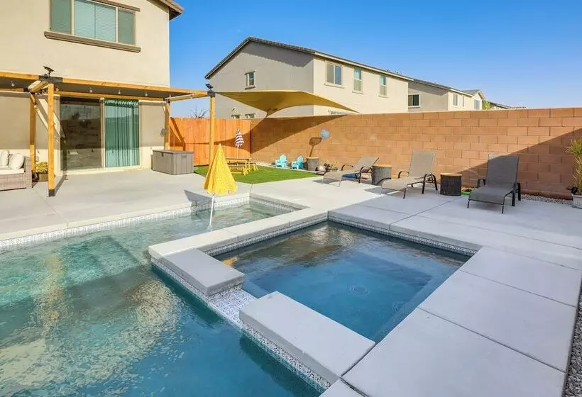 Coachella Home W/ Game Room & 1 Pm Check Out