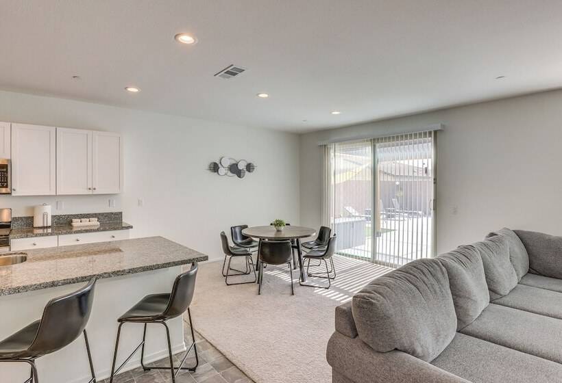 Coachella Home W/ Game Room & 1 Pm Check Out