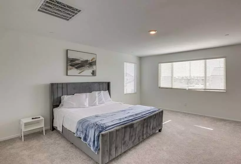Coachella Home W/ Game Room & 1 Pm Check Out