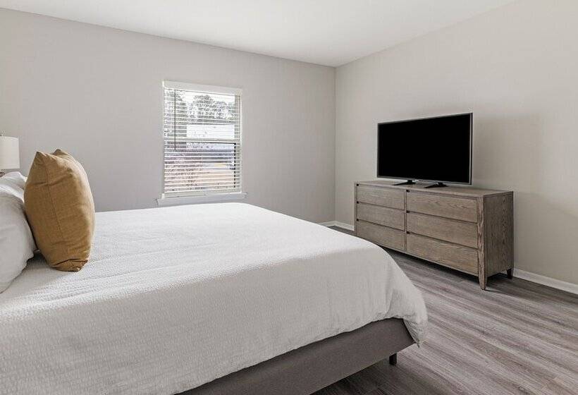 The Brookwood By  Landing