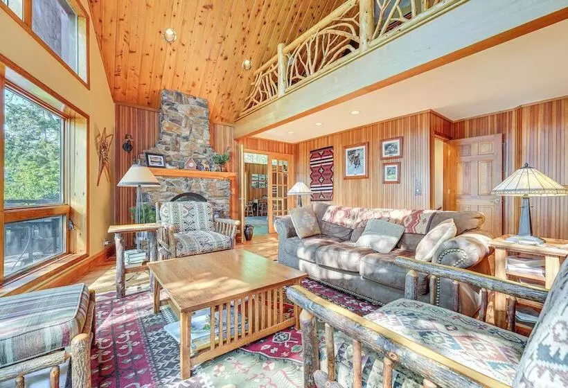 Waterfront Lake George Lodge W/ Boat Dock & Lift!