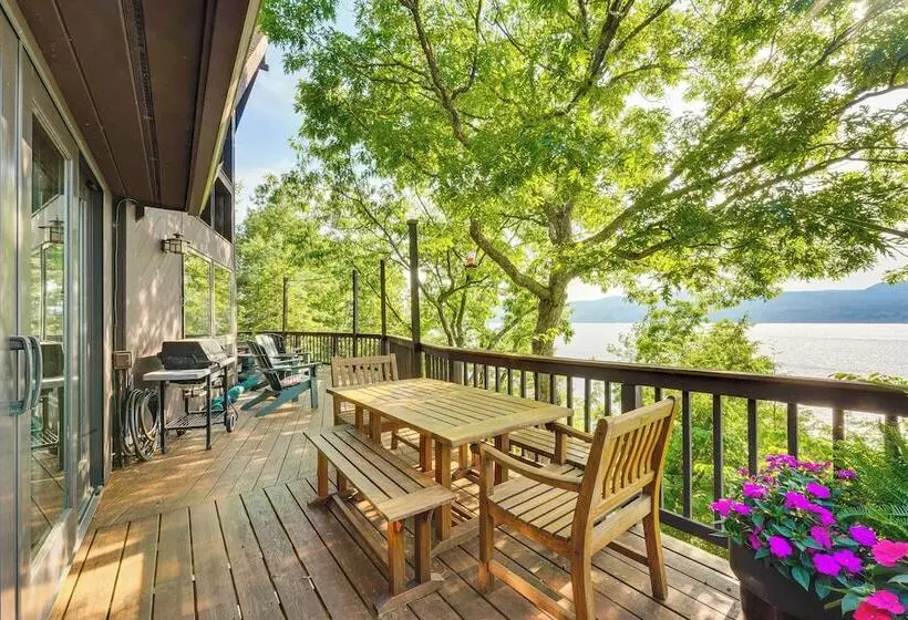 Waterfront Lake George Lodge W/ Boat Dock & Lift!