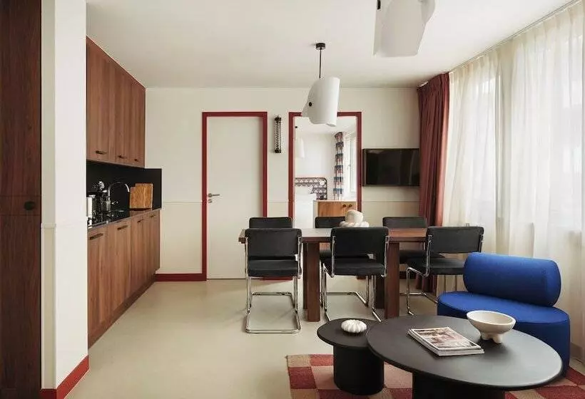 Edgar Suites Montrouge