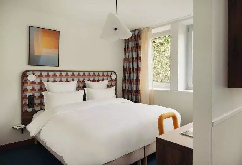 Edgar Suites Montrouge