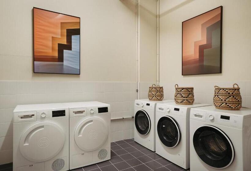 Edgar Suites Montrouge