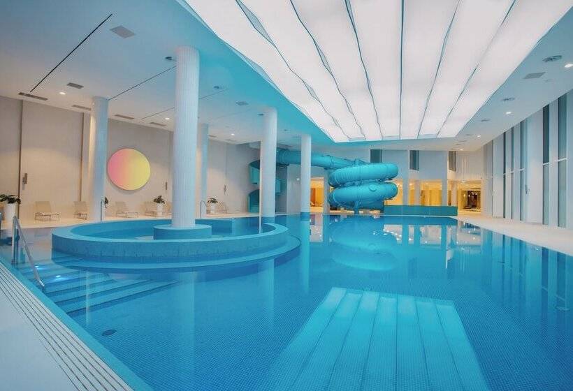 Hotel Crystal Mountain