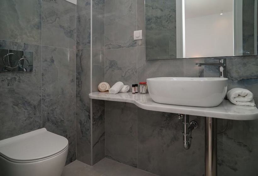 فندق Kontemare Seascape