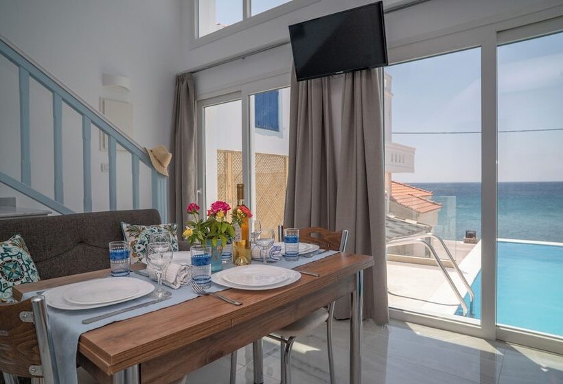 فندق Kontemare Seascape