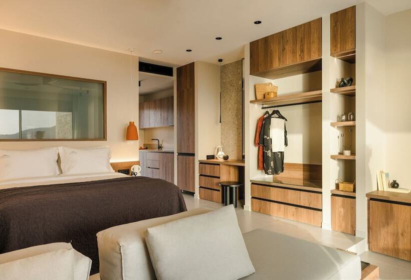 Отель Mast Luxury Residences