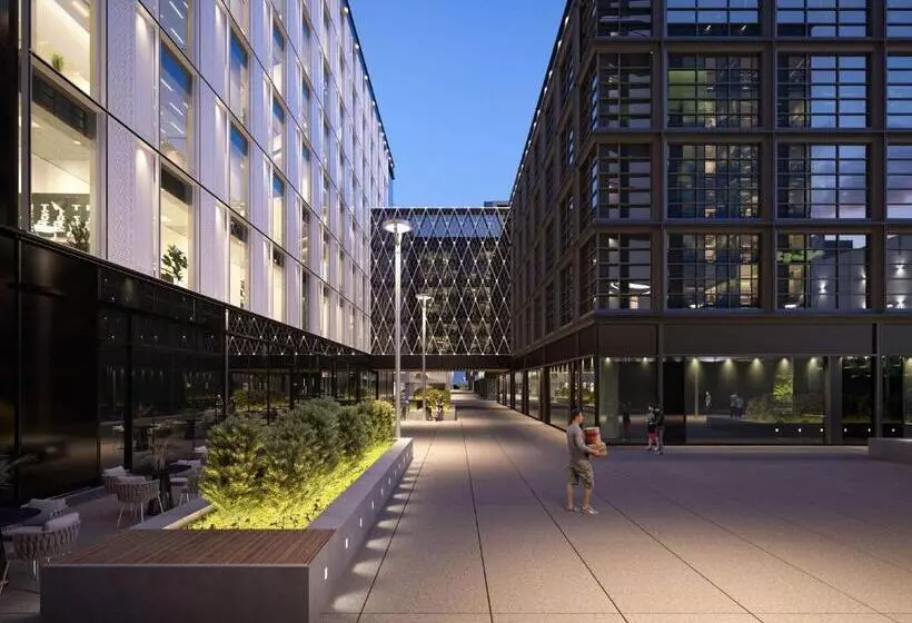 ホテル Pullman Zagreb