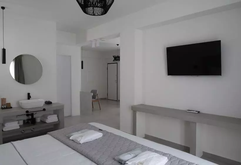 Majatalo Blé Suites Santorini