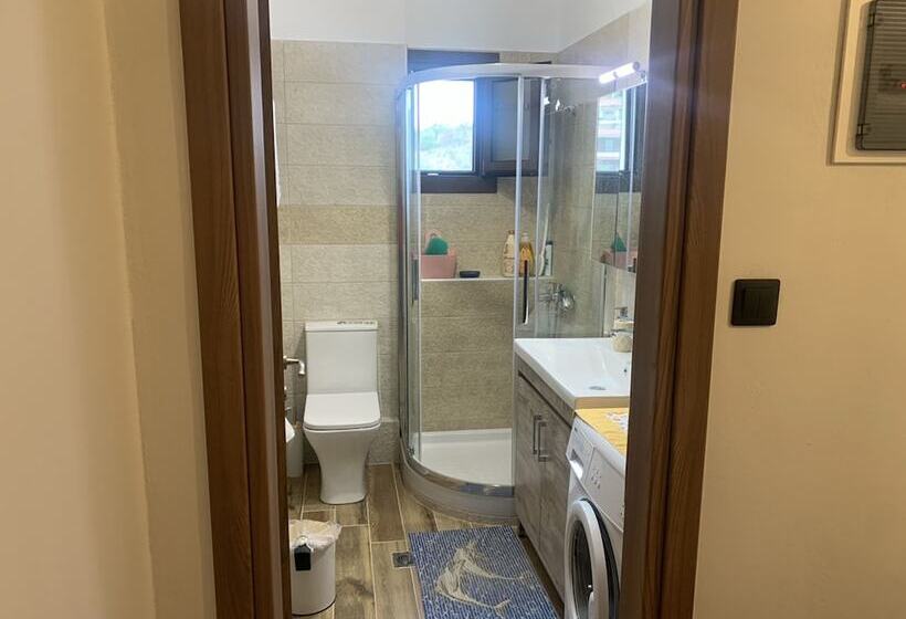 ペンション Effie S Maisonette With Detached Studio