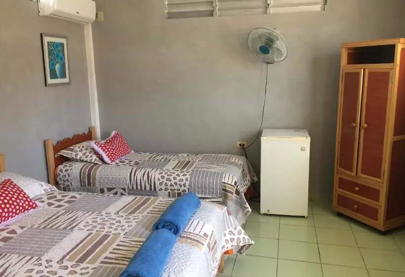 ペンション Hostal Sol Del Caribe