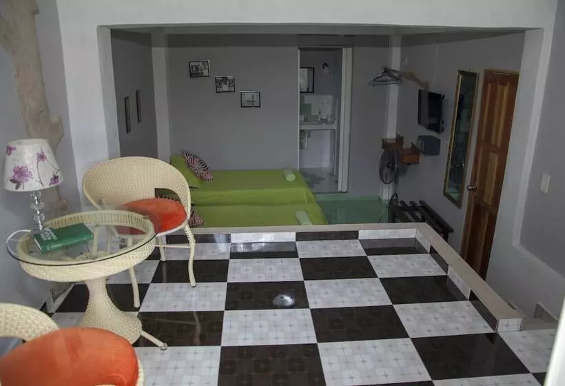 ペンション Hostal Sol Del Caribe